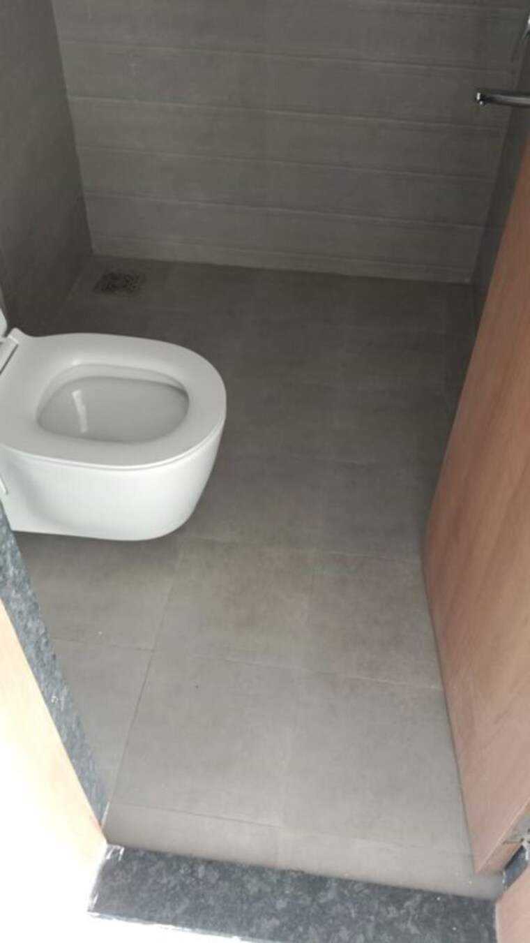 Bathroom, majestique-signature-towers 2 Bedroom 890 Sq.Ft. Apartment In Balewadi Pune 10687095