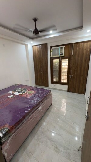 Bedroom in 1 BHK Apartment at Saket – for Rent