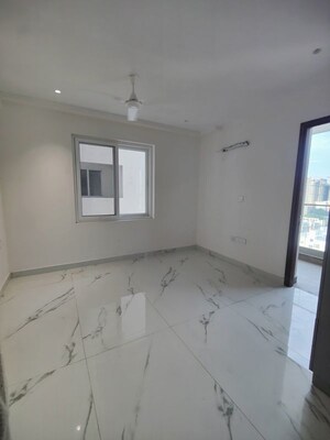 Room in 3 BHK Apartment at Trendset Allure, Kokapet – for Rent