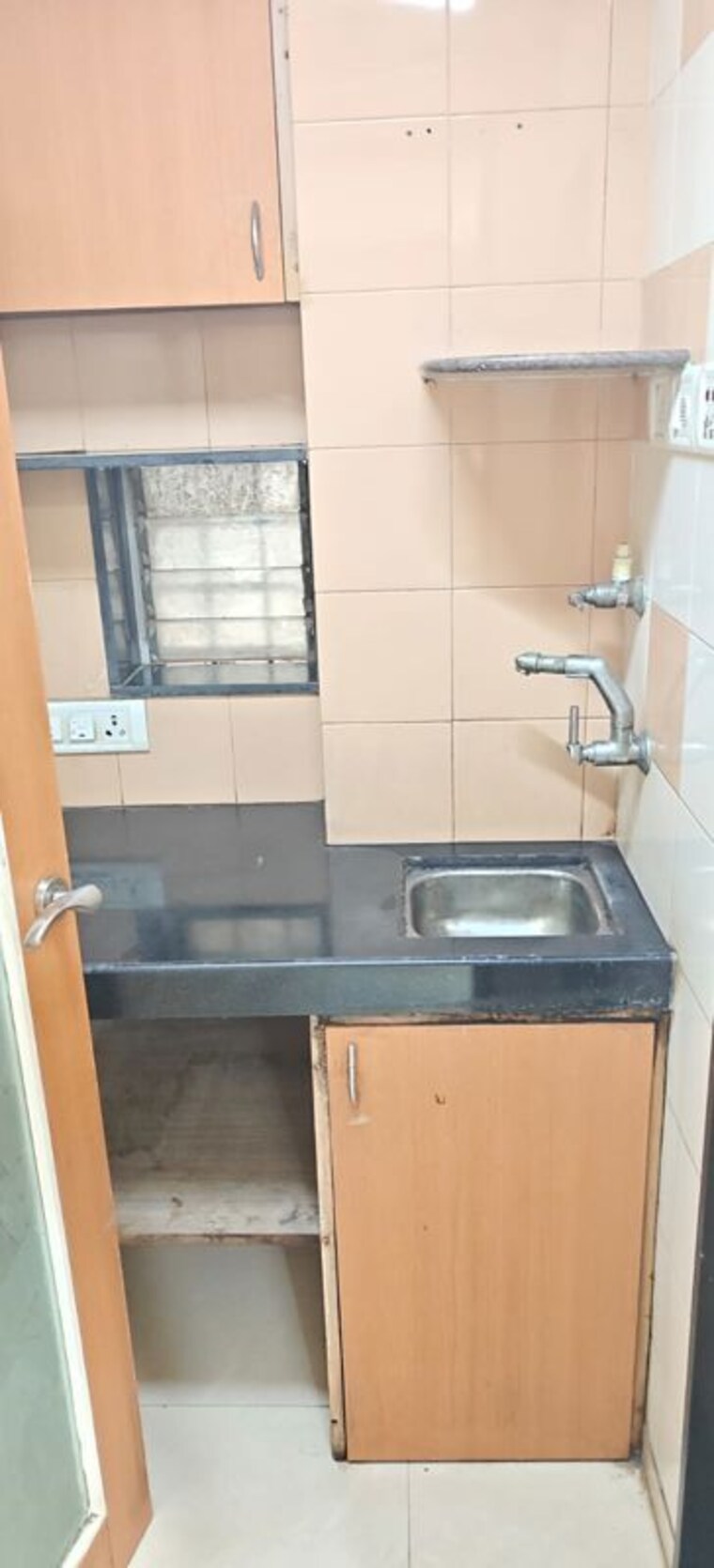 Kitchen, goregaon west Commercial Office Space 400 Sq.Ft. In Goregaon West Mumbai 10687106