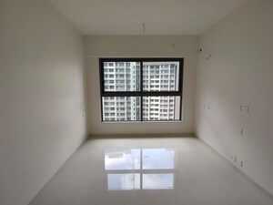 Room in 2 BHK Apartment at Kalpataru Parkcity Eternia, Kolshet Road – for Sale