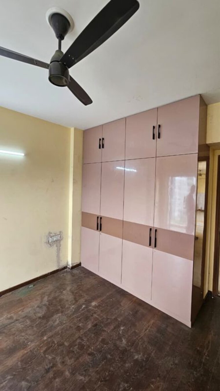 Room, one-oak-natura 2.5 Bedroom 1350 Sq.Ft. Apartment In Sushant Golf City Lucknow 10687088