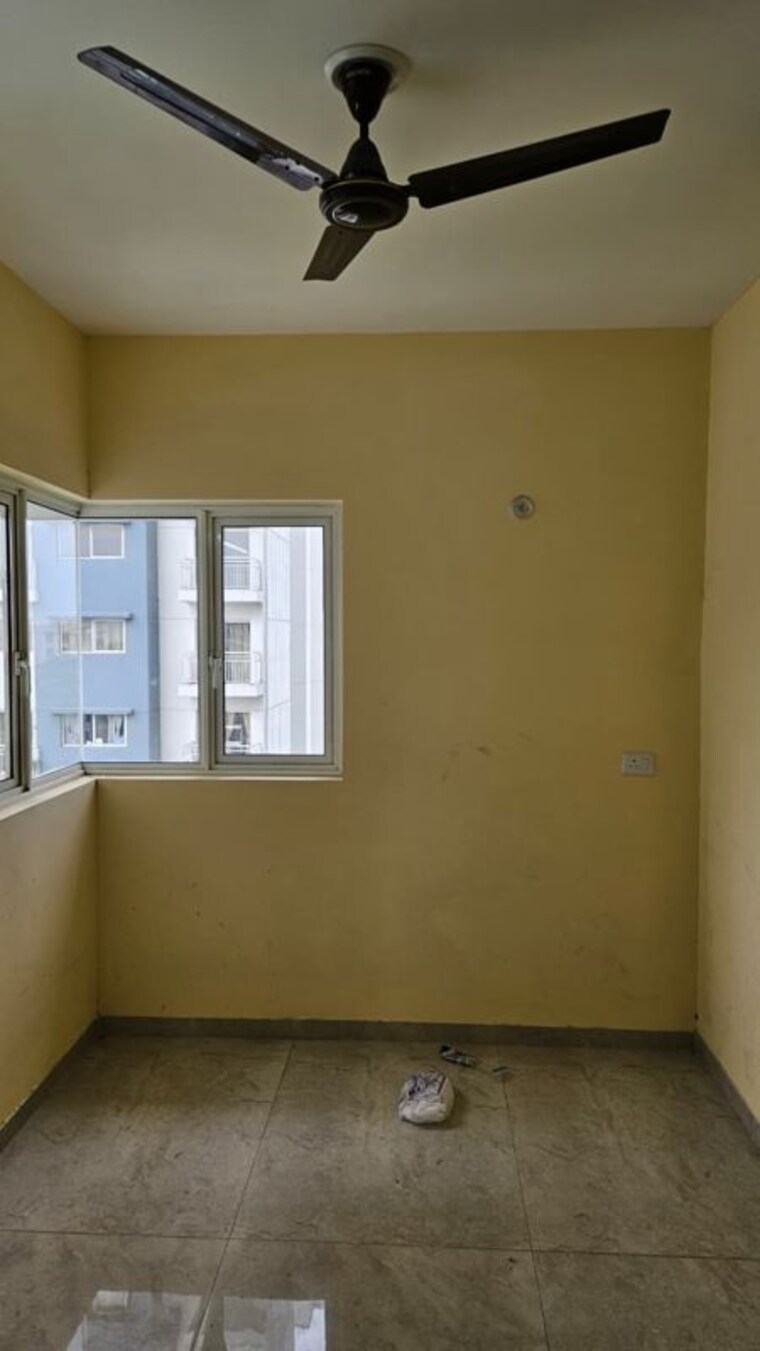 Room, one-oak-natura 2.5 Bedroom 1350 Sq.Ft. Apartment In Sushant Golf City Lucknow 10687088