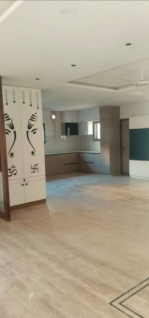 Room in 4 BHK Villa at Praneeth APR Pranav Antilia, Bachupally – for Sale