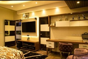 Team Area in 4 BHK Apartment at Rohtas Presidential Arcade, Vibhuti Khand – for Rent