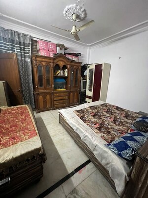 Bedroom in 2 BHK Builder Floor at Malviya Nagar – for Rent