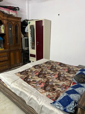Bedroom in 2 BHK Builder Floor at Malviya Nagar – for Rent