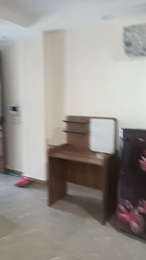 Living Room in 1 RK Builder Floor at Lajpat Nagar ii – for Rent