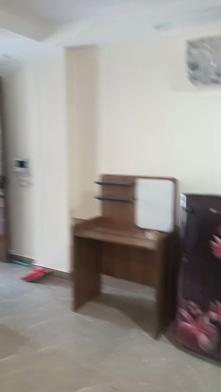 Living Room, lajpat nagar ii 1 RK 300 Sq.Ft. Builder Floor In Lajpat Nagar ii Delhi 10687144