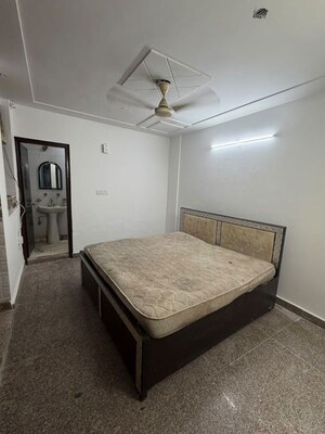 Bedroom in 1 BHK Apartment at Neb Sarai – for Rent