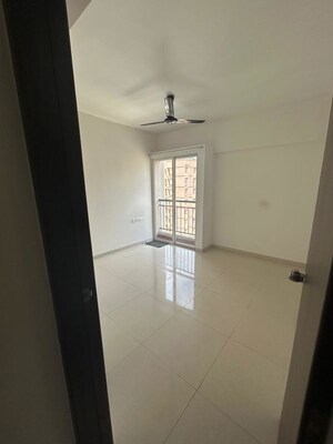 Room in 3 BHK Apartment at Belvalkar Mitrangan, Baner – for Rent