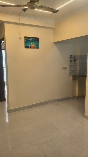 Room in 1 BHK Apartment at Maidan Garhi – for Rent