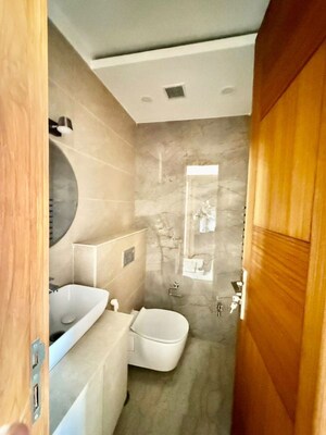 Bathroom in 3 BHK Builder Floor at Dlf Phase ii – for Sale