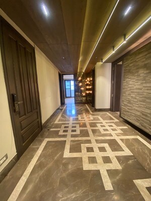 Staircase in 3 BHK Builder Floor at Dlf Phase I – for Sale