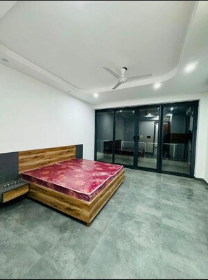 Bedroom in 3 BHK Builder Floor at Sector 27 – for Rent