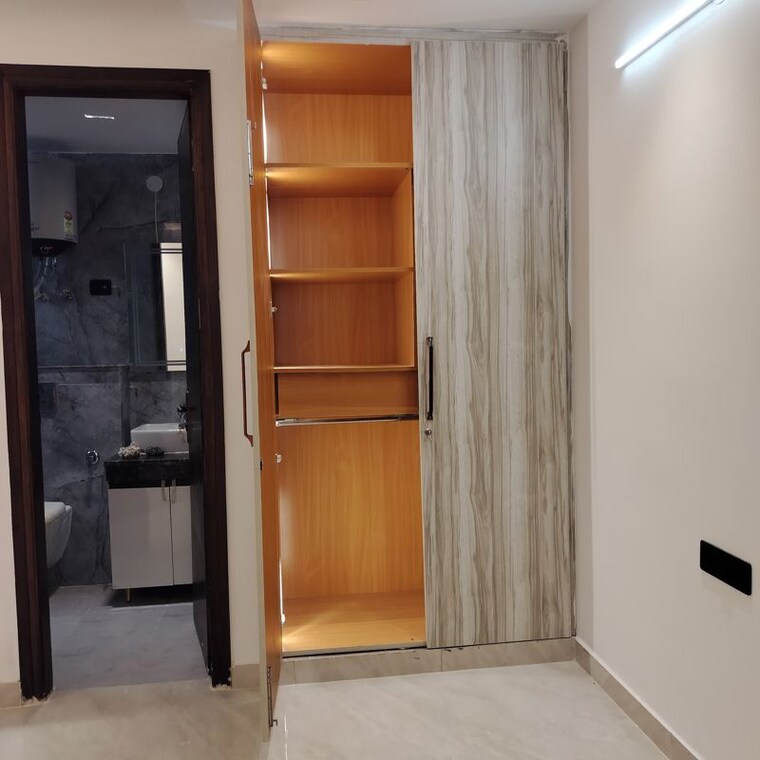 Room, saket 2 Bedroom 900 Sq.Ft. Builder Floor In Saket Delhi 10687192