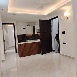 Room in 2 BHK Builder Floor at Saket – for Rent