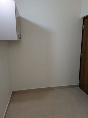 Room in 3.5 BHK Apartment at Prestige Tranquil, Kokapet – for Rent