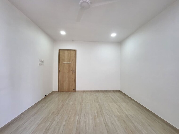 Room, juhu-trishul 3 Bedroom 1500 Sq.Ft. Apartment In Juhu Mumbai 10687296
