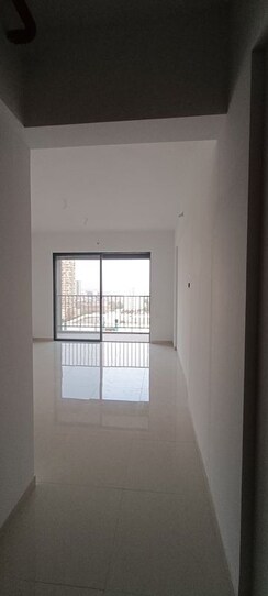 2 BHK +Apartment For Rent in Manav La Centra