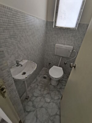 Bathroom in 1 BHK Apartment at Bedarwals Sixty Three Golf Drive, Sector 63 – for Rent