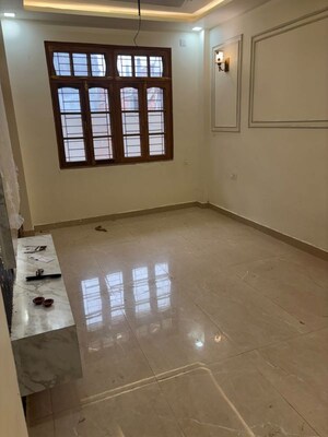 Room in 3 BHK Villa at Arsha Madhav Greens, Gomti Nagar – for Sale