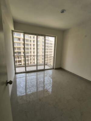 2 BHK Apartment For Rent in Bedarwals Sixty Three Golf Drive, Sector 63