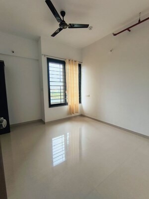 Furnished Amenities in 2 BHK Apartment at Kohinoor Sportsville, Hinjewadi – for Rent