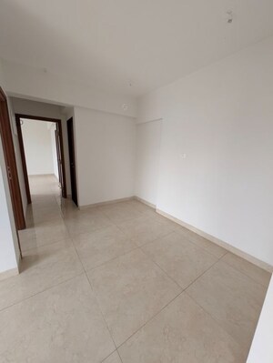 Room in 3.5 BHK Apartment at Gera World of Joy, Kharadi – for Rent