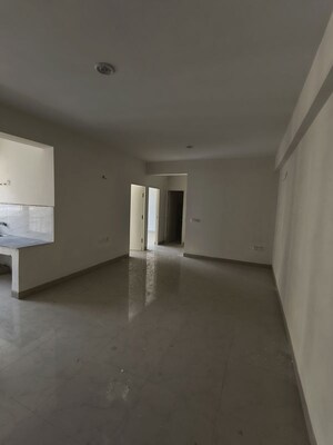 2 BHK Apartment For Rent in Bedarwals Sixty Three Golf Drive, Sector 63
