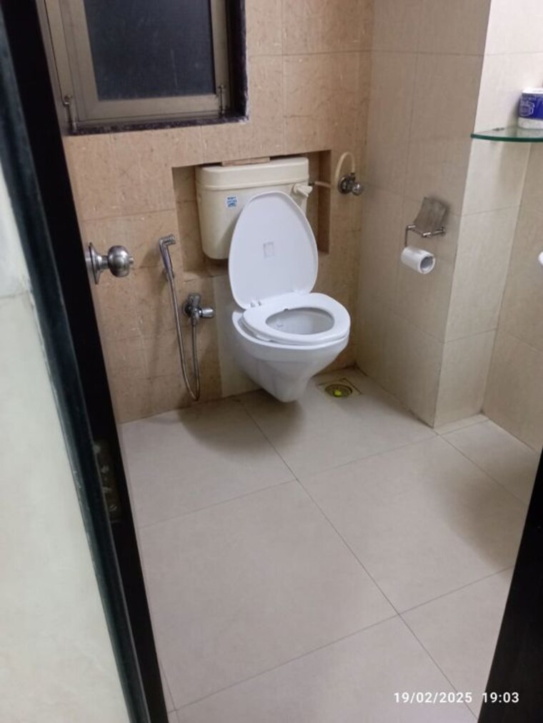 Bathroom, eco-star Commercial Office Space 2655 Sq.Ft. In Goregaon East Mumbai 10687359
