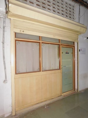 Room in  Office Space at Gundecha Industrial Complex, Kandivali East – for Rent