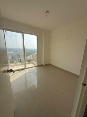 Room in 3 BHK Apartment at Bedarwals Sixty Three Golf Drive, Sector 63 – for Rent