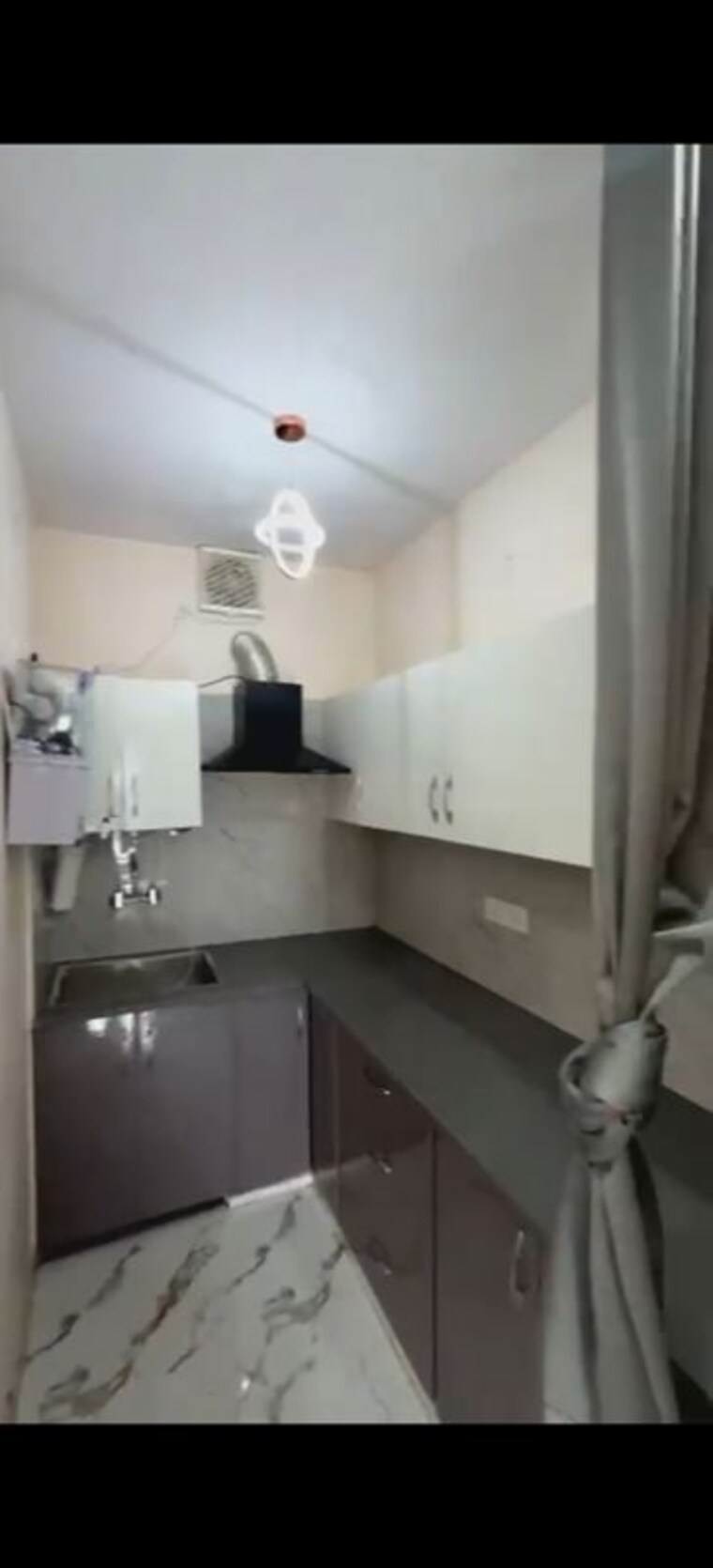 Bathroom, sector 42 1 Bedroom 350 Sq.Ft. Builder Floor In Sector 42 Gurgaon 10687403