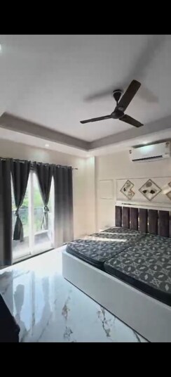 1 BHK Builder Floor For Rent in Sector 42