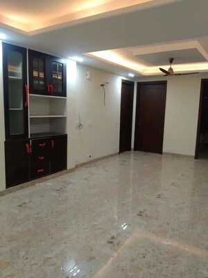 Room in 3 BHK Builder Floor at Sushant Lok I – for Sale