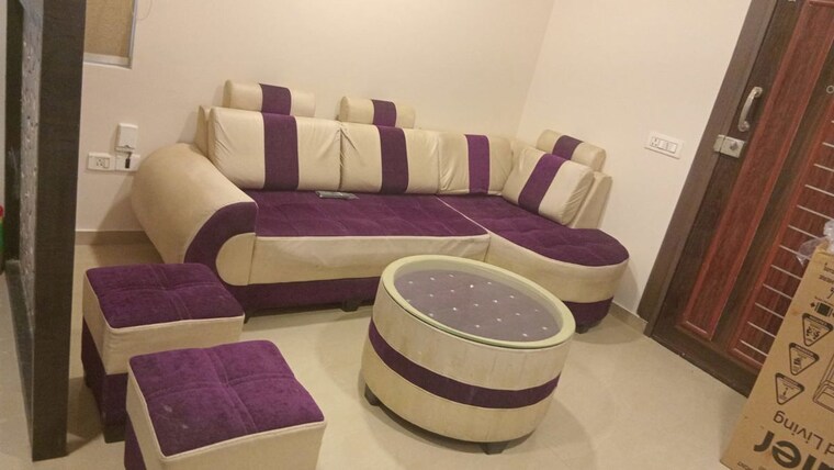Team Area, emaar-imperial-gardens 3 Bedroom 2025 Sq.Ft. Apartment In Sector 102 Gurgaon 10687429