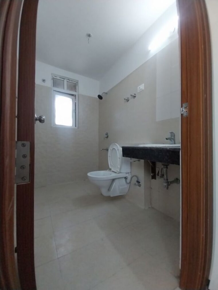 Bathroom, jm-aroma 2.5 Bedroom 1325 Sq.Ft. Apartment In Sector 75 Noida 10687438
