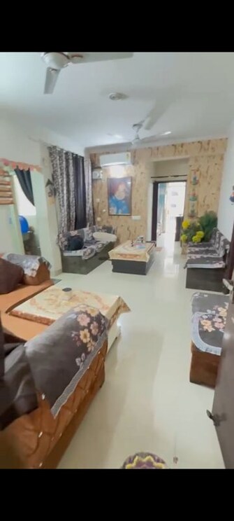 3 BHK +  1370 Sq.Ft. Apartment in Proview Officer City 2