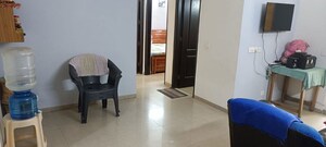 Room in 3.5 BHK Apartment at Skytech Matrott, Sector 76 – for Rent