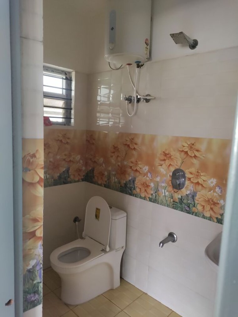 Bathroom, rajaji nagar 2 Bedroom 1200 Sq.Ft. Builder Floor In Rajaji Nagar Bangalore 10687454