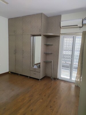 Room in 3 BHK Builder Floor at Rajaji Nagar – for Rent