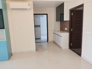 Room in 4 BHK Apartment at Vaishali Nagar – for Rent