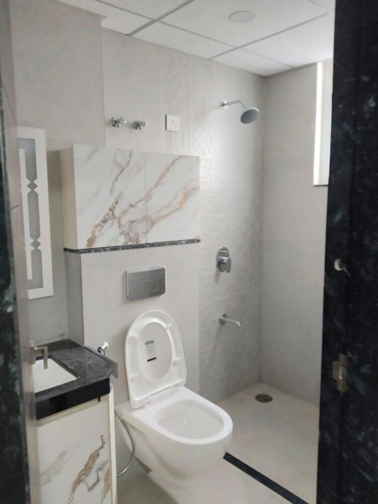 Bathroom, vaishali nagar 4 Bedroom 2800 Sq.Ft. Apartment In Vaishali Nagar Jaipur 10687462