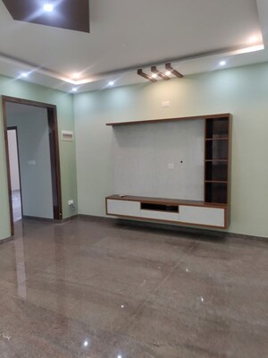 Room in 3 BHK Builder Floor at Basaveshwara Nagar – for Rent