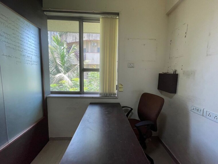 Team Area, knox-plaza Commercial Office Space 280 Sq.Ft. In Malad West Mumbai 10687479