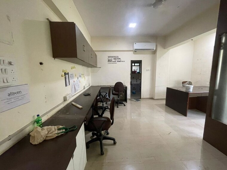 Team Area, knox-plaza Commercial Office Space 280 Sq.Ft. In Malad West Mumbai 10687479