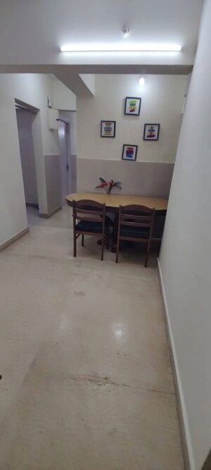 Room in  Pg at Omkar Signet, Malad East – for Rent