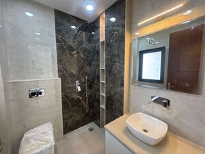 Bathroom in 3 BHK Builder Floor at Sector 23 – for Rent