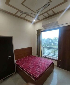 Bedroom in 2 BHK Builder Floor at Sector 66 – for Rent